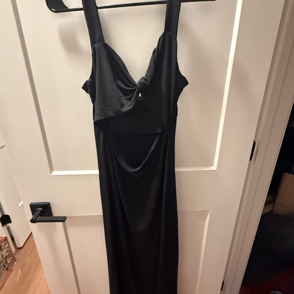 Olivaceous Classic Black Top